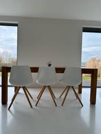 6 witte stoelen met houten pootjes, Ophalen, Gebruikt