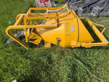 Betonkubel, betonsilo Boscaro 500 liter beschikbaar voor biedingen