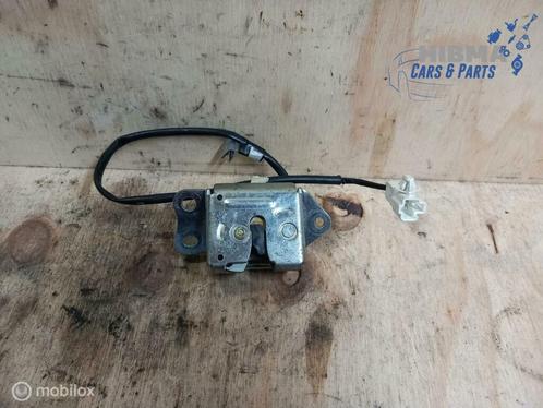 Toyota Yaris I Slotmechaniek Kofferklep 1999 t/m 2005, Auto-onderdelen, Klein materiaal, Toyota, Gebruikt, Ophalen of Verzenden