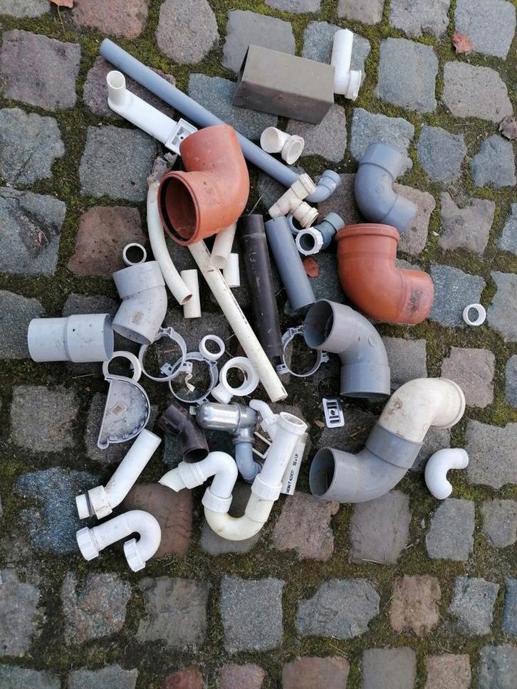 Restpartij PVC & afvoerbuis koppelingen – diverse maten, Doe-het-zelf en Bouw, Buizen en Afvoer, Bochten, PVC, Ophalen