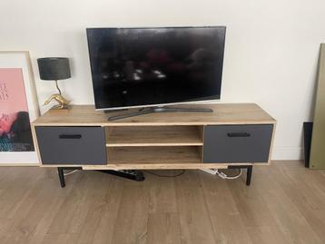 Meuble TV mélaminé effet bois 