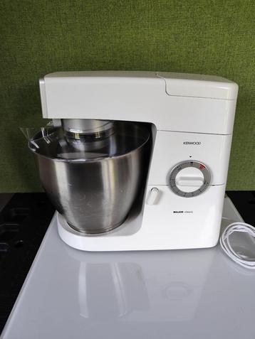 Kenwood KM 636 multifunctionele robot van 900 watt + groente beschikbaar voor biedingen