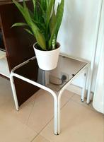 retro vintage bijzettafeltje, Minder dan 55 cm, Metaal of Aluminium, Ophalen of Verzenden, Zo goed als nieuw