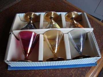 verres à liqueur, Verre ou Verres, Comme neuf, Verre, Enlèvement