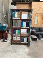 Karaktervolle designkast uit oud hout – unieke patina, Ophalen of Verzenden, Gebruikt