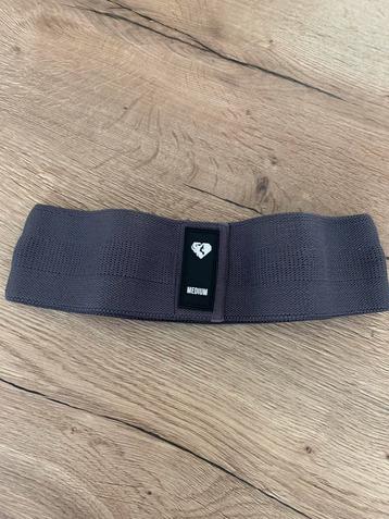 Womens best short resistance band - medium beschikbaar voor biedingen