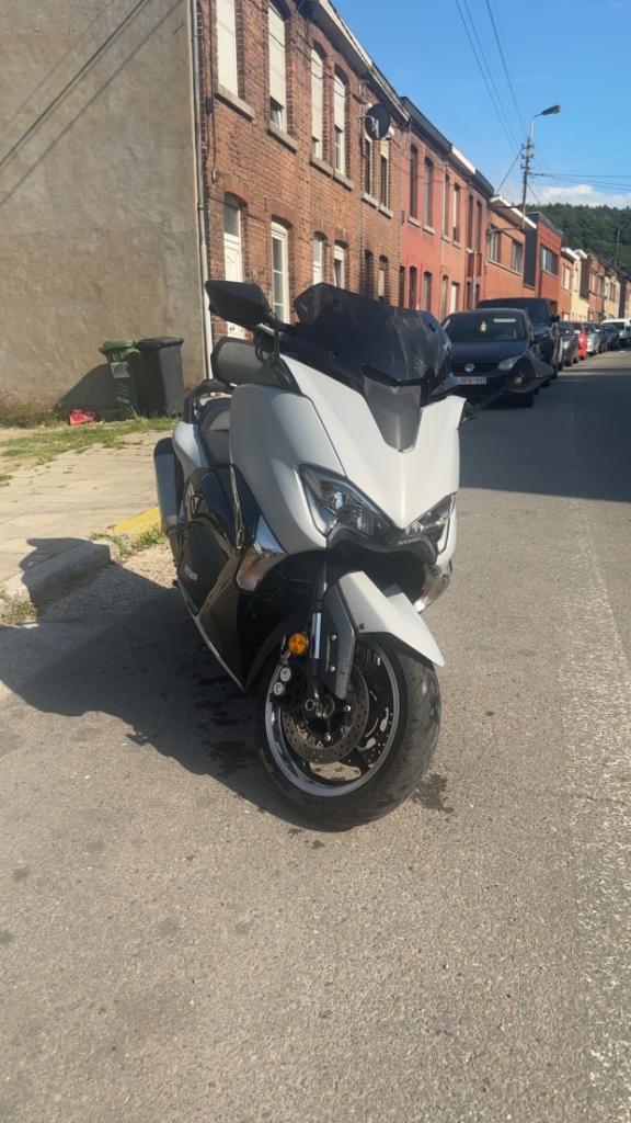 T max 530 full 6k km, Motoren, Motoren | Yamaha, Particulier, Sport, ABS, Cruise Control, Handvatverwarming, LED Verlichting, Sportuitlaat