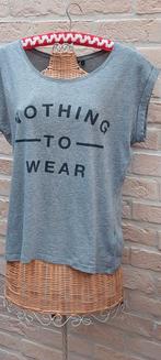 T shirt maat l new look, Vêtements | Femmes, T-shirts, Taille 42/44 (L), Manches courtes, Gris, Enlèvement ou Envoi