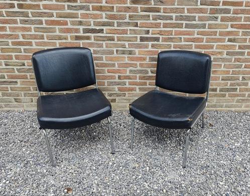 Twee vintage clubzetels, Antiek en Kunst, Antiek | Meubels | Stoelen en Sofa's, Ophalen