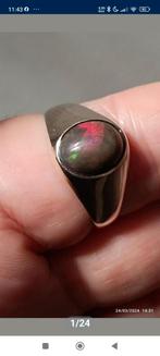 Chevalière en argent massif avec opale noire d'Ethiopie, Bijoux, Sacs & Beauté, Neuf, Femme ou Homme, Avec pierre précieuse, Argent