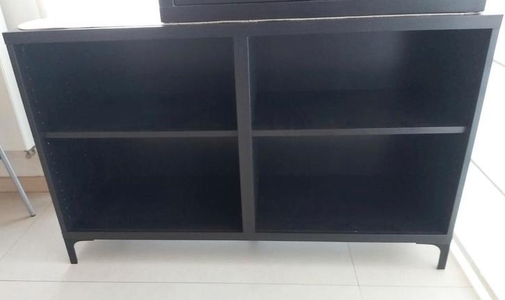 IKEA BESTA noir buffet 120, Maison & Meubles, Armoires | Buffets, Comme neuf, Moins de 100 cm, 100 à 150 cm, 25 à 50 cm, Avec tablette(s)