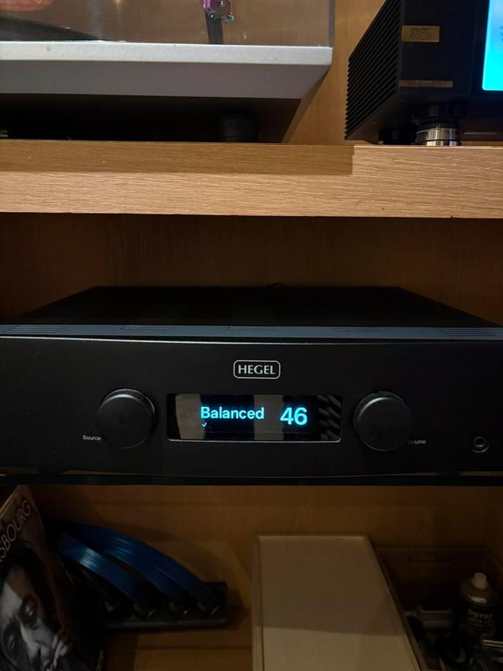 HEGEL H 190, Audio, Tv en Foto, Versterkers en Ontvangers, Zo goed als nieuw, Ophalen