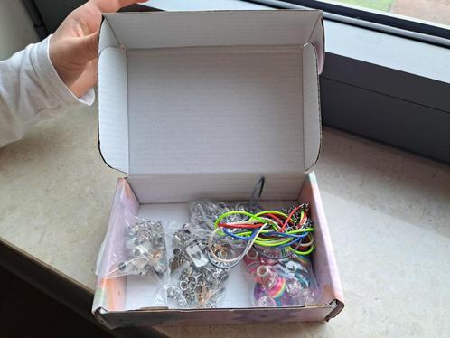DIY  armbanden met bredels & kralen, Hobby en Vrije tijd, Kralen en Sieraden maken, Zo goed als nieuw, Overige typen, Ophalen