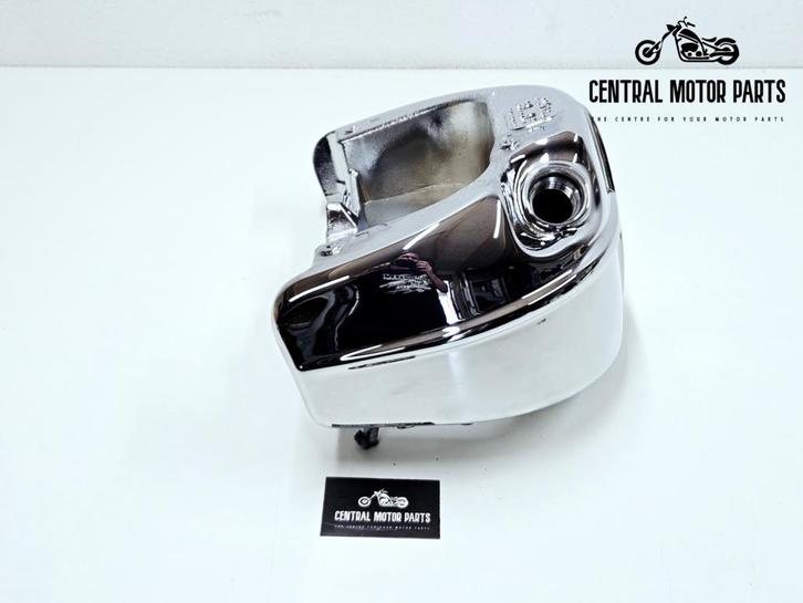 Oil Tank chrome Softail Breakout 2013-2017, Motoren, Onderdelen | Harley-Davidson, Gebruikt, Ophalen of Verzenden