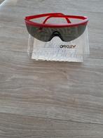 Oakley  zonnebril, Fietsen en Brommers, Fietsaccessoires | Fietskleding, Ophalen of Verzenden, Nieuw