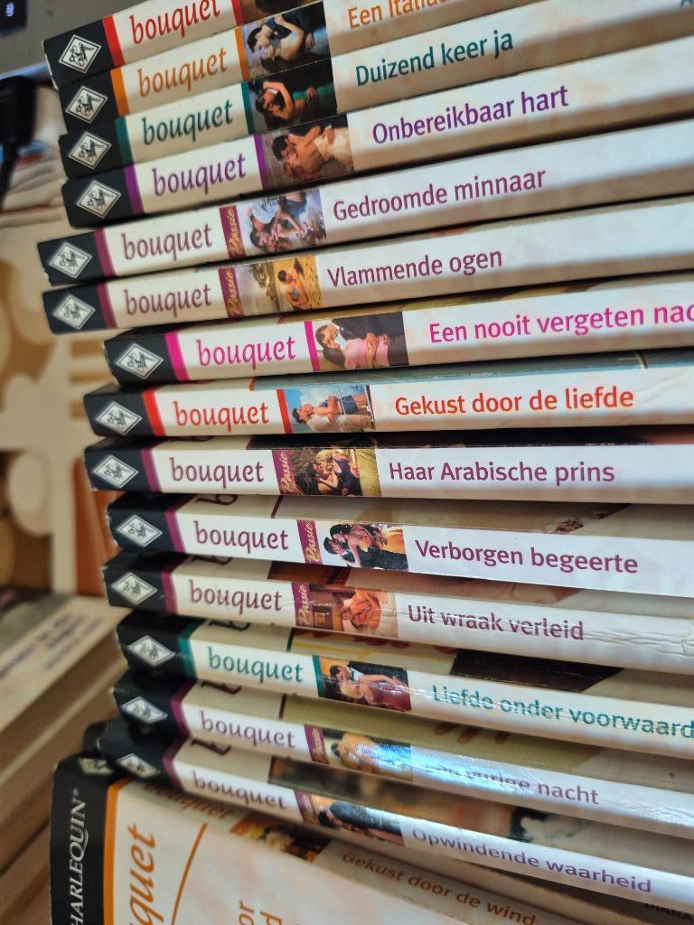 Harlequin Bouquet - stationsroman, Enlèvement ou Envoi, Utilisé