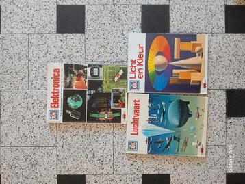 Drie boeken uit de reeks Hoe en waarom in een lots beschikbaar voor biedingen