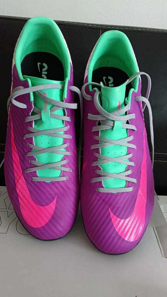 Nike Mercurial Vapor 15 Academy By You, Sport en Fitness, Voetbal, Zo goed als nieuw, Ophalen
