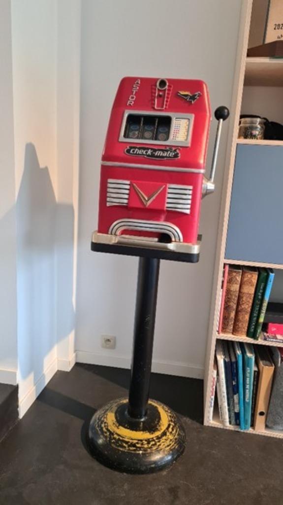 Gerestaureerd Astor "Check-Mate" slotsmachine, Antiek en Kunst, Curiosa en Brocante, Ophalen