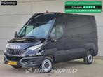 Iveco Daily 35S18 3.0L Automaat L2H2 180PK ACC LED Navi Airc, Auto's, Automaat, Stof, Gebruikt, Euro 6