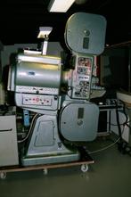 Cinema Projector 35/70 mm, TV, Hi-fi & Vidéo, Appareils professionnels, Enlèvement, Utilisé, TV et Émetteurs