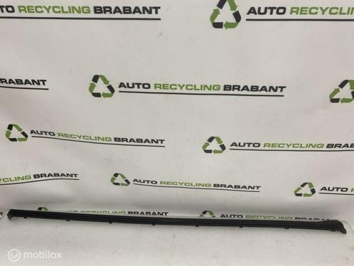 Dorpel Rubber Portier Rechts Voor Porsche Macan 95B837120B, Auto-onderdelen, Klein materiaal, Gebruikt, Ophalen of Verzenden