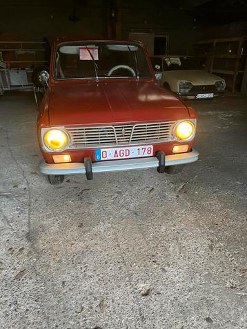 Oldtimer Renault R6 