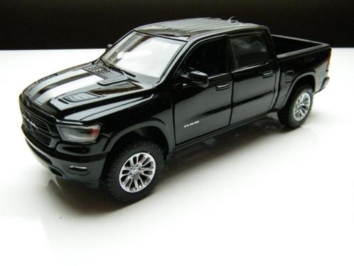 schaalmodel Dodge Ram Laramie Crew Cab 2019 striping 1:24, Hobby en Vrije tijd, Modelauto's | 1:24, Nieuw, Auto, Motormax, Verzenden