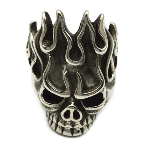 Stoere skull & flame bikerring in roestvrij staal, Handtassen en Accessoires, Ringen, Nieuw, IJzer of Staal, Ophalen of Verzenden