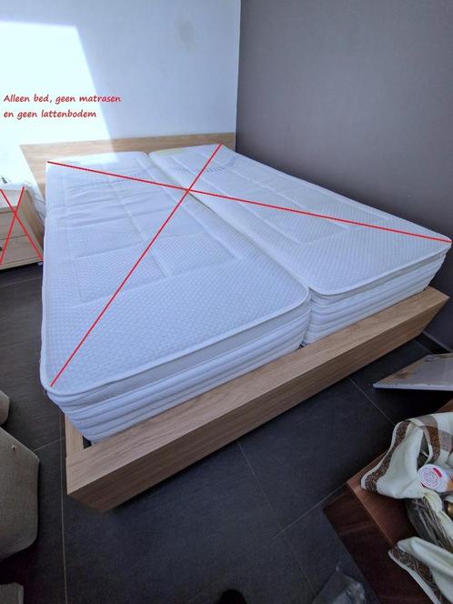 Dubbel bed 160 mm in bijna nieuwstaat, Maison & Meubles, Chambre à coucher | Lits, Comme neuf, Deux personnes, 160 cm, 200 cm