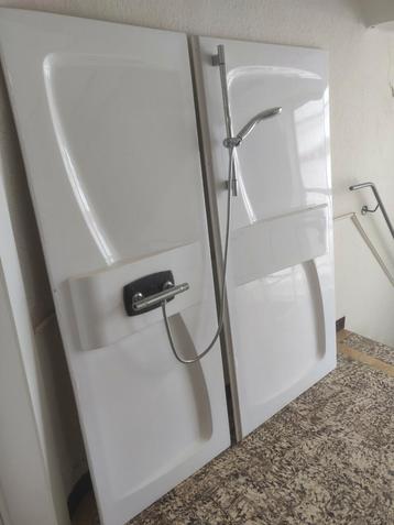 Cabinet de douche  beschikbaar voor biedingen