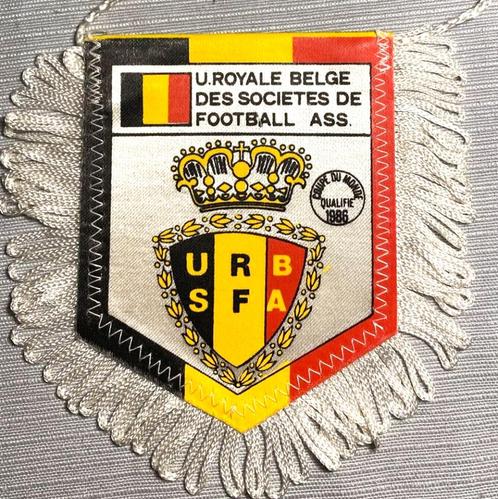 België Rode Duivels 1986 prachtig vintage voetbalvaantje, Verzamelen, Sportartikelen en Voetbal, Zo goed als nieuw, Vaantje of Sjaal