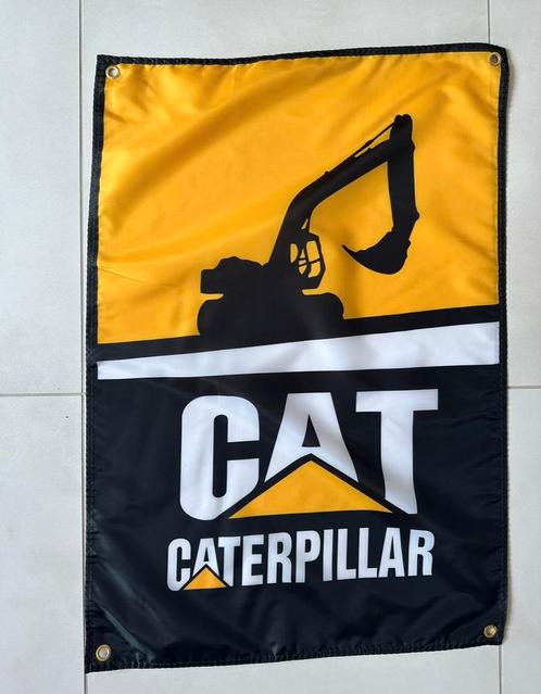 vlag van Caterpillar, Diversen, Vlaggen en Wimpels, Zo goed als nieuw