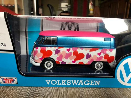 VW T1 Panel Van “love hearts” 1/24 Motormax, Hobby en Vrije tijd, Modelauto's | 1:24, Nieuw, Auto, Motormax, Ophalen