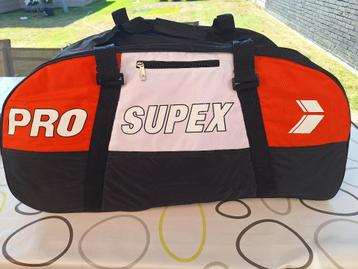 Nieuwe sporttassen beschikbaar voor biedingen