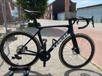 Trek madone sl6 gen 8 maat M/L, Fietsen en Brommers, Ophalen, Zo goed als nieuw, Carbon