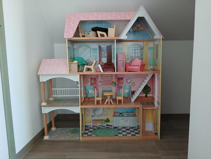 Kidkraft Lola mansion wooden dollhouse, Verzamelen, Poppenhuizen en Toebehoren, Poppenhuis, Ophalen