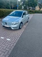 Mercedes B200 1.6 Benzine Automaat 93000 km, Auto's, Automaat, Leder, Bruin, Trekhaak
