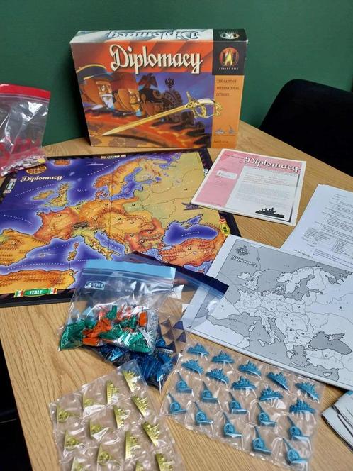 gezelschapsspel Diplomacy compleet, Hobby en Vrije tijd, Gezelschapsspellen | Bordspellen, Gebruikt, Drie of vier spelers, Vijf spelers of meer