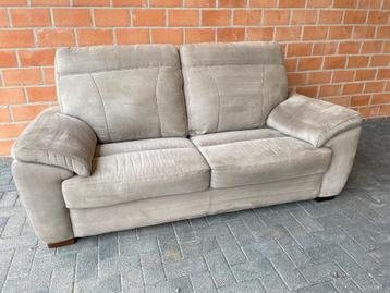 Zetel / 3 zit / H&H / goede staat  beschikbaar voor biedingen