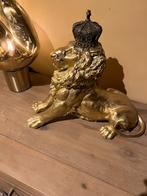 Leeuw in hars, Antiek en Kunst, Kunst | Beelden en Houtsnijwerken, Ophalen of Verzenden