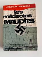 Livre « Les médecins maudits », Boeken, Oorlog en Militair, Zo goed als nieuw