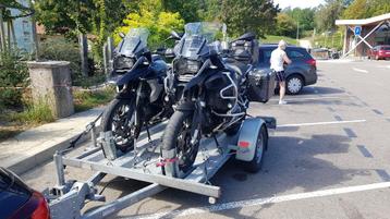 Motoremorque disponible aux enchères