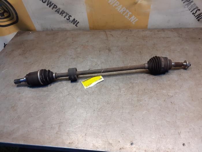 Aandrijfas rechts-voor van een Suzuki Celerio, Auto-onderdelen, Remmen en Aandrijving, Suzuki, Gebruikt, 3 maanden garantie, Ophalen of Verzenden