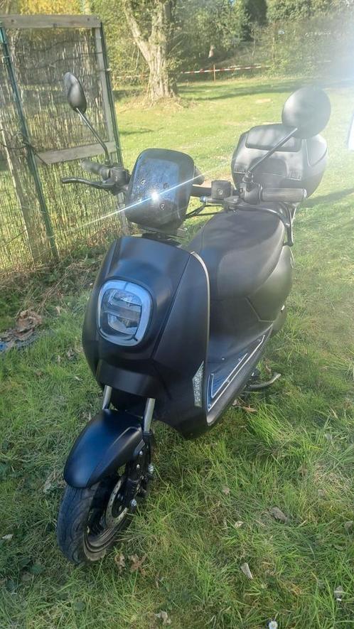 Zweedse E-scooter Vässla 2024 (nieuw 2500 euro), Fietsen en Brommers, Scooters | Overige merken, Zo goed als nieuw, Ophalen