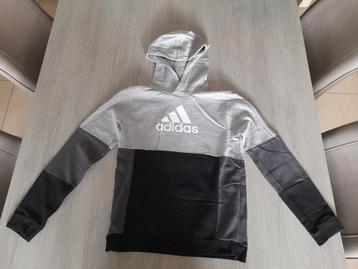 Grijs/zwarte hoedie Adidas 152 beschikbaar voor biedingen