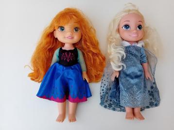 2 Disney Frozen poppen Anna & Elsa beschikbaar voor biedingen