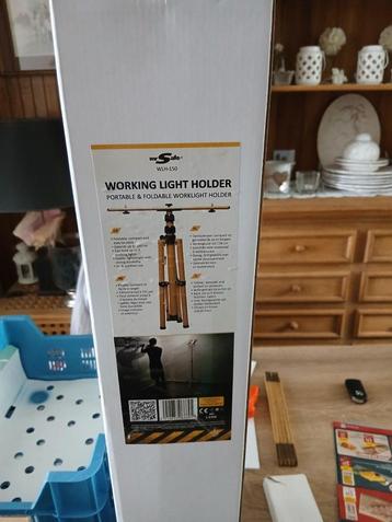 WORKING LIGHT HOLDER 3 lampen tot 1,5m beschikbaar voor biedingen