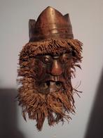 Masque indonésien, Enlèvement