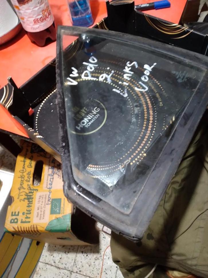 Zij ruit  vw polo 2, Auto-onderdelen, Ruiten en Toebehoren, Ophalen of Verzenden